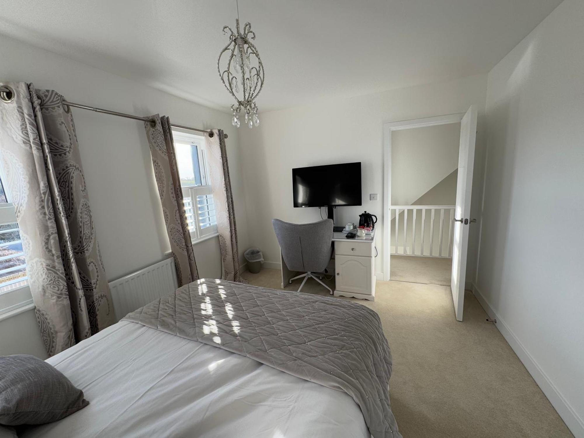 Tobystar House Homestay Plymouth